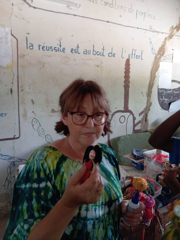 Ambiance de création - Poupées Guerrières de Lumière