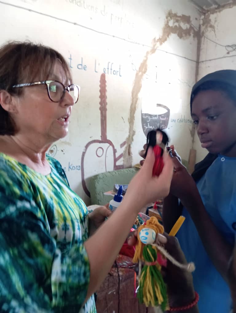 Ambiance de création - Poupées Guerrières de Lumière